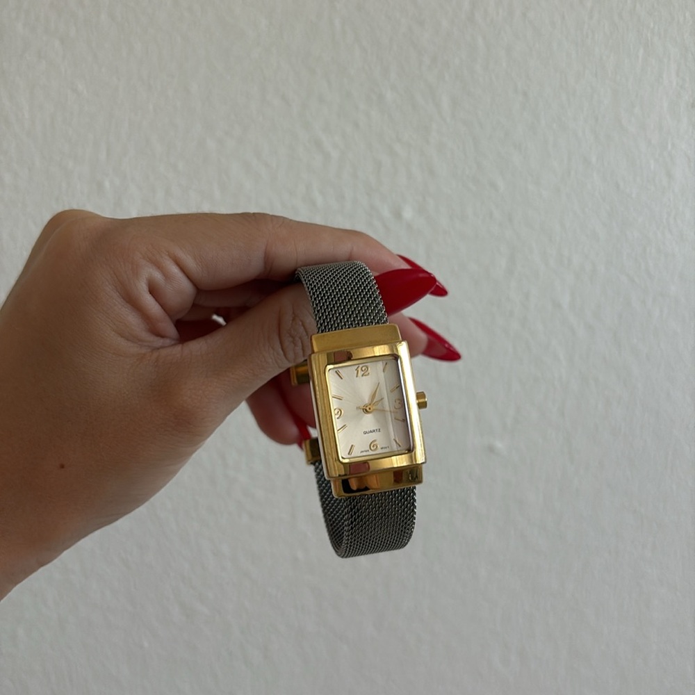 Gold Rectangular Watch With Mesh Strap - image 2